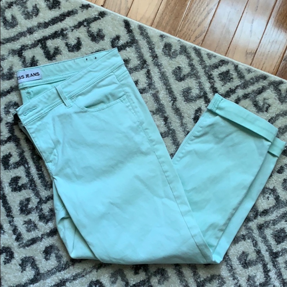 Mint colored cropped jegging